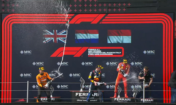 MAX TERMINA CON LANDO DETRAS A POCAS MILESIMAS DE SEGUNDO EN IMOLA